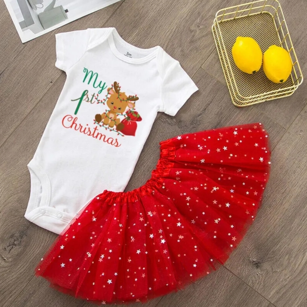 Christmas outfit 2 Pieces💢🎅🌲🤶New with tags ✨️ 😎